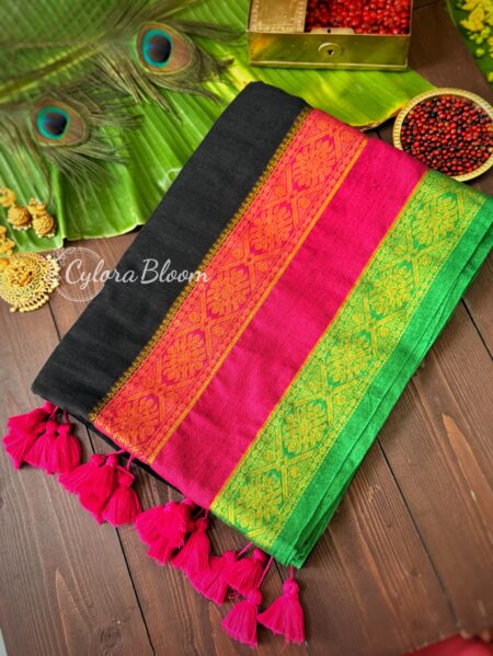 Kanjee Border Mul Cotton Handloom Saree