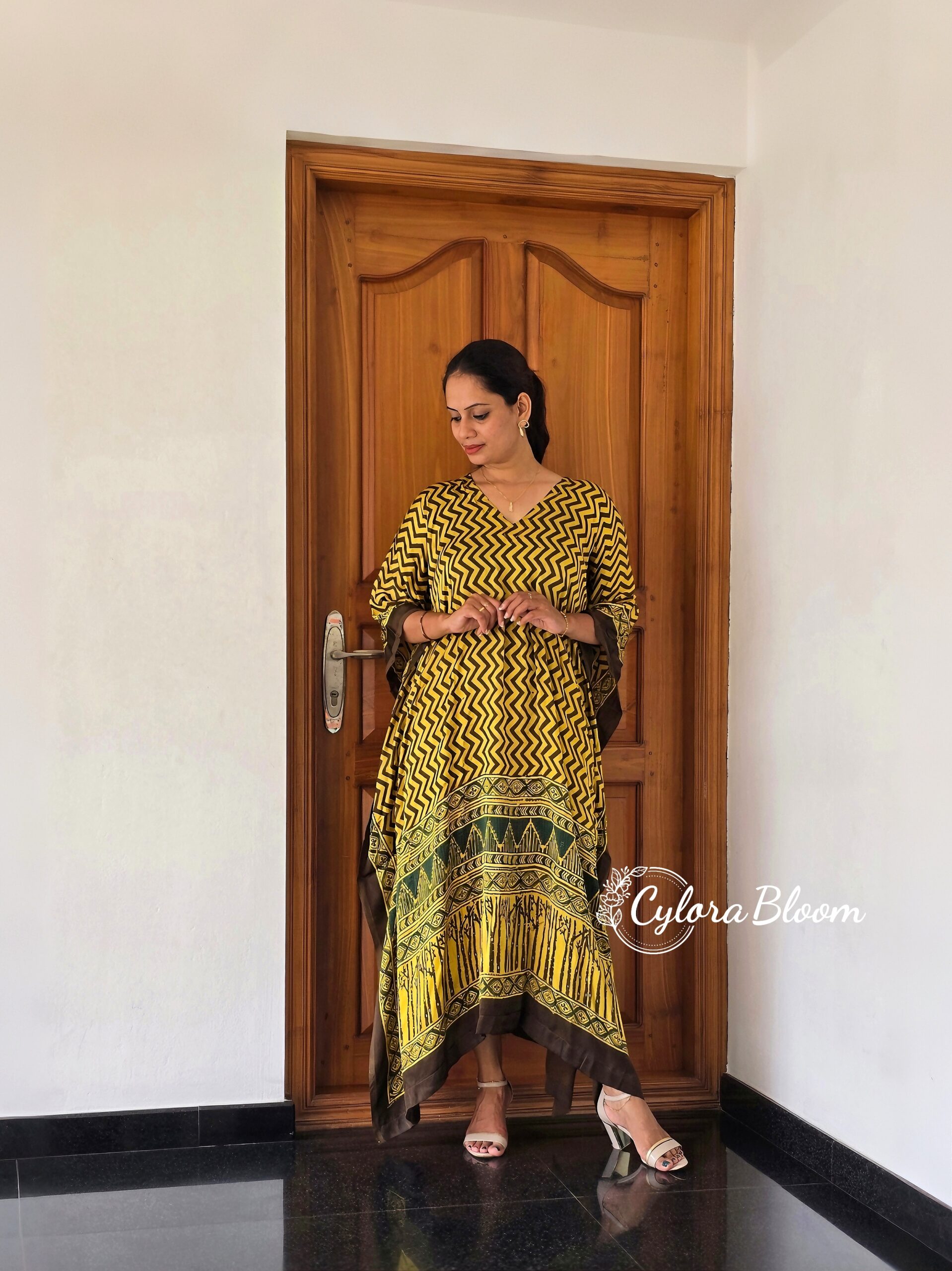 NOOR AJRAKH MODAL KAFTAN - Image 2