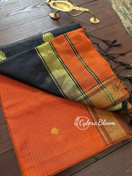 Maheshwari Cotton Silk Saree Orange and Black (Contrast)
