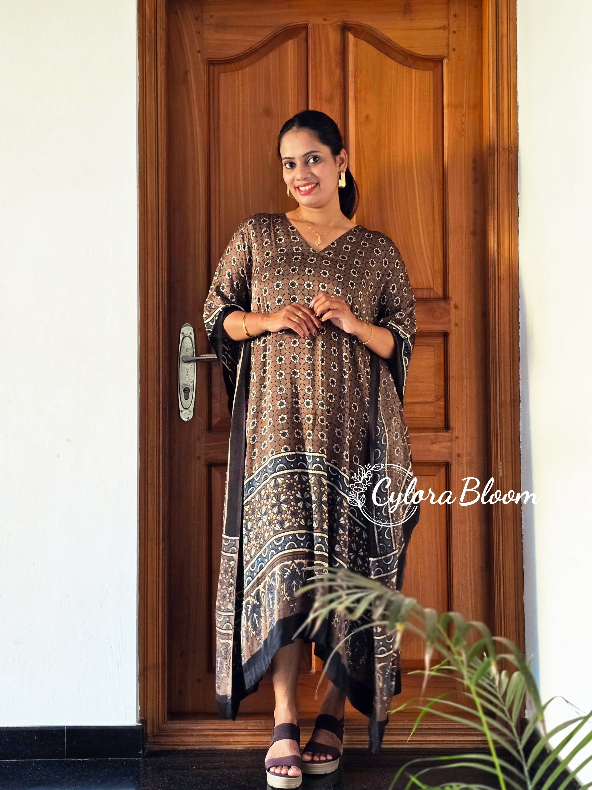 NOOR AJRAKH MODAL KAFTAN - Image 2