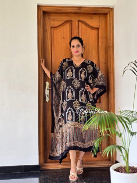 NOOR AJRAKH MODAL KAFTAN