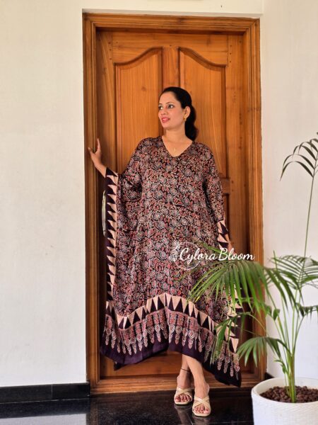 NOOR AJRAKH MODAL KAFTAN